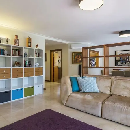 Apartment T2 - - Salinas *